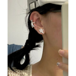 Alternative view of گوشواره گربه نگین دار